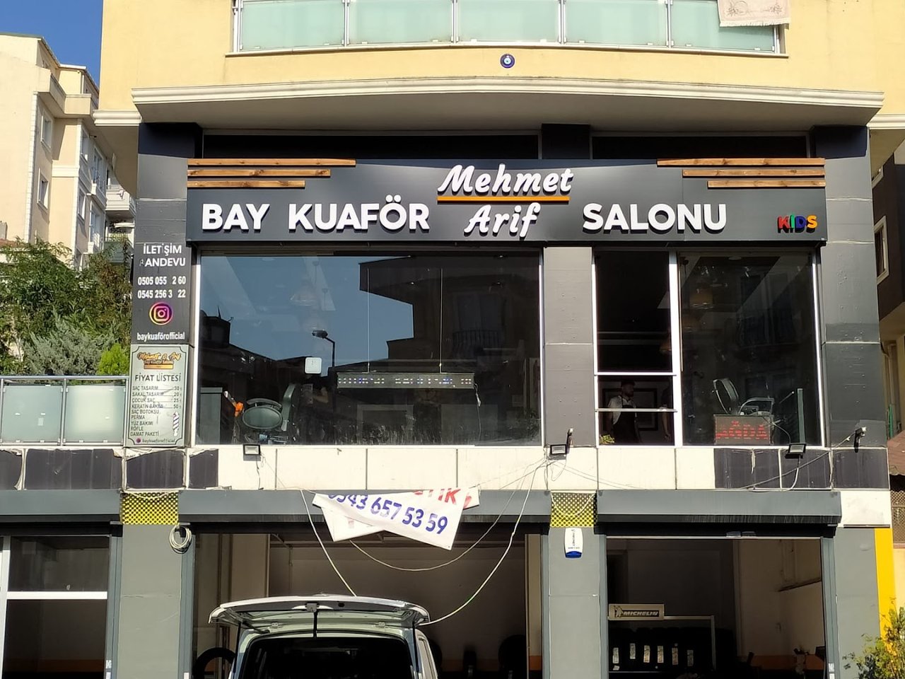 Mehmet & Arif Bay KUAFÖR Salonu