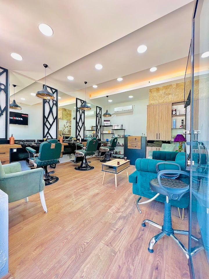 Innocent barber shop
