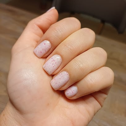 Damlaras Nail Studio