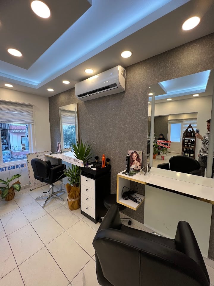 KIVANÇ ÜREDİ HAİR ARTS (KUAFÖR)