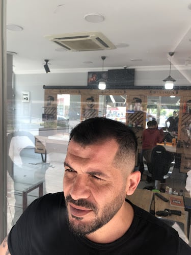 STİLLMEN ERKEK KUAFÖRÜ