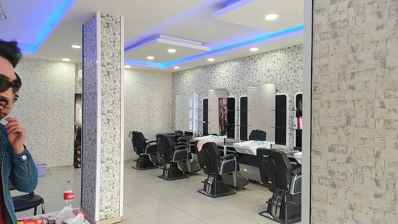 Salonosmanakin