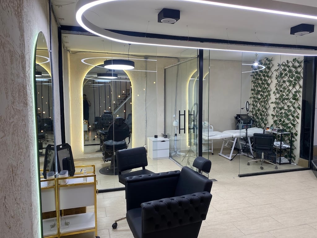 Yasin Yaman Hair Artist