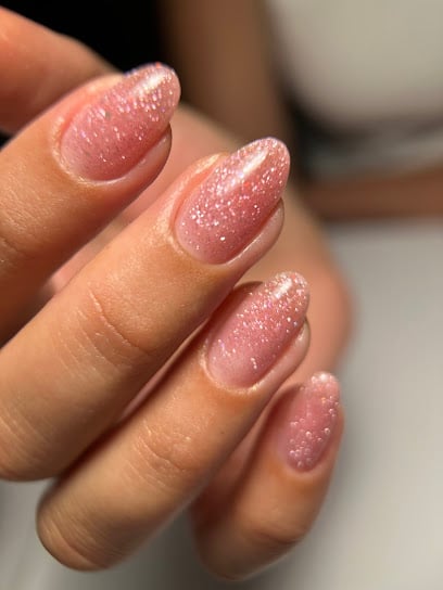 By Derya Arıcı Nail & Beauty Studio