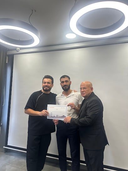 Rıdvan Öztürk Berber Shop .erkek kuaför Maltepe istanbul