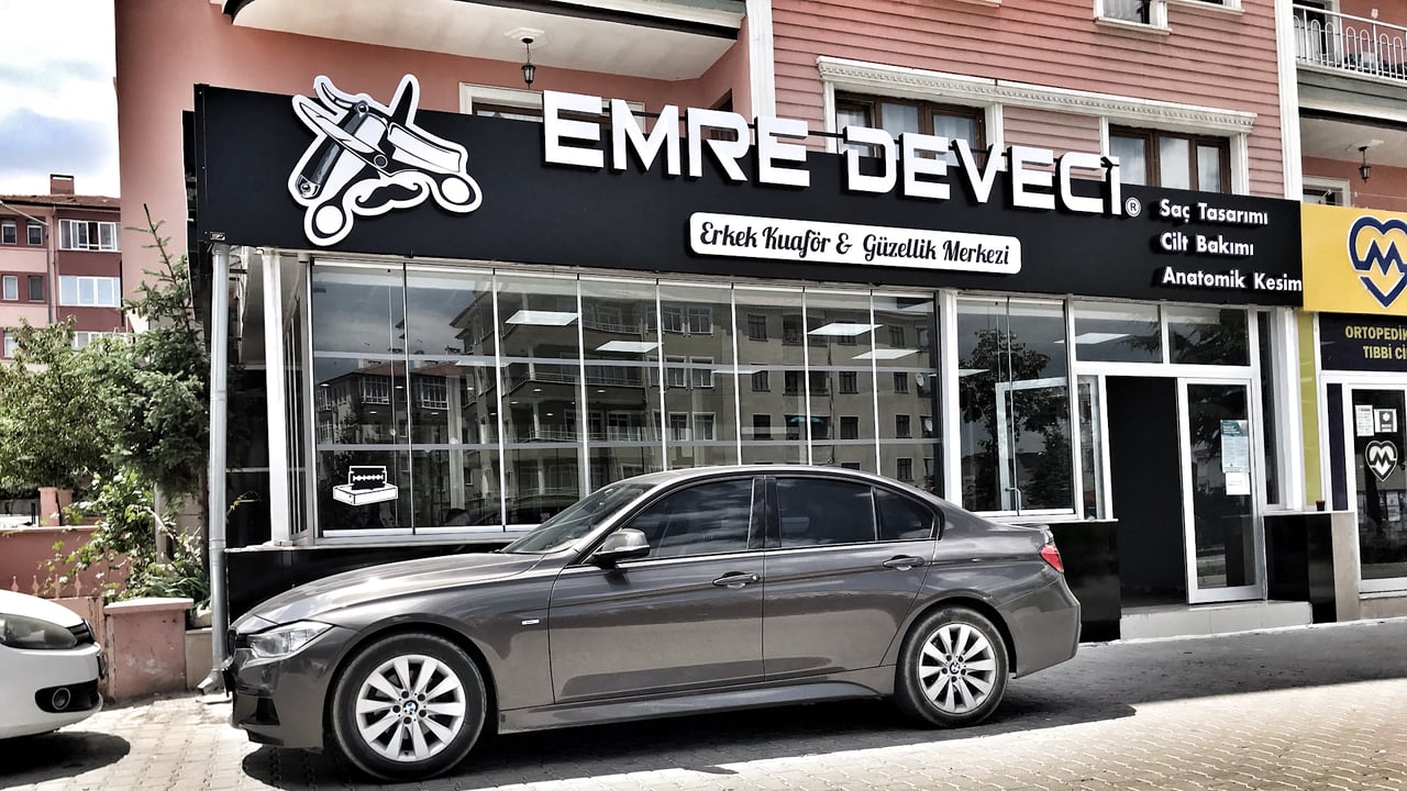 EMRE DEVECİ HAIR DESIGNER