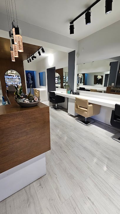 Uğur Alevyılmaz Hair Design