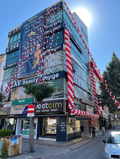 Zeer Lux Beauty Lounge