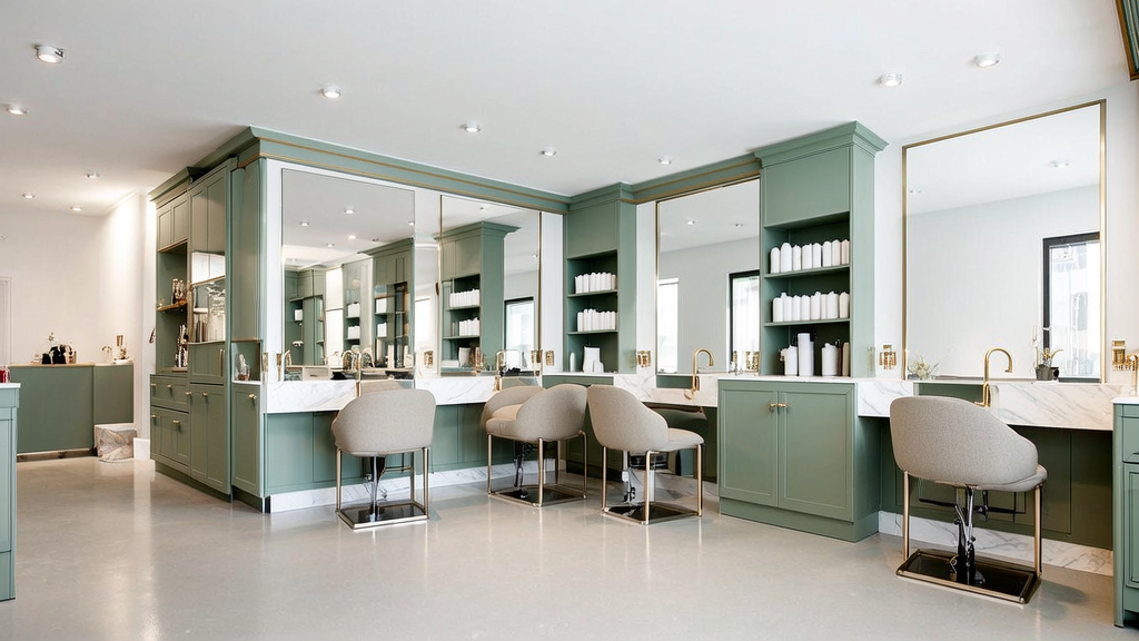 Parlor Salon & Spa