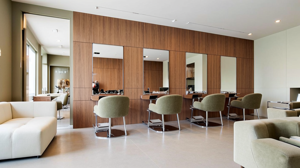 Scottsdale Extension & Color Bar