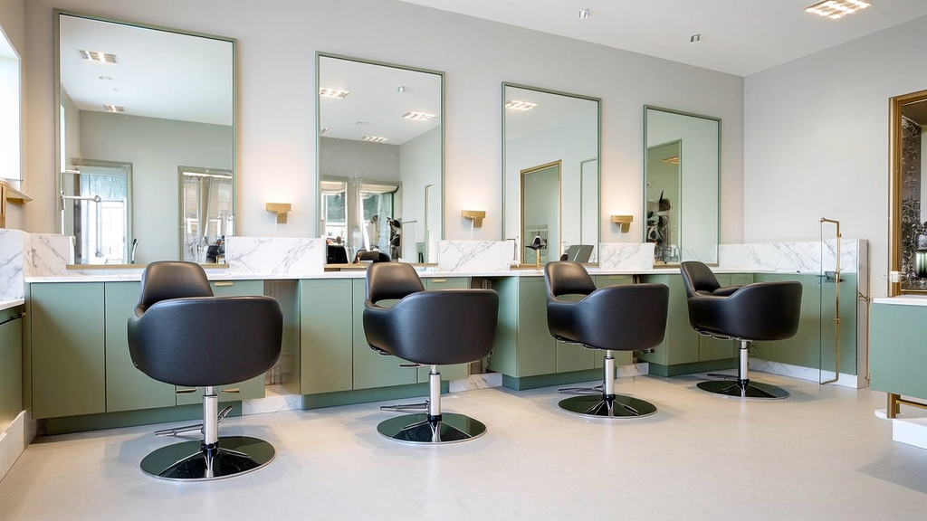 Chanel Shank Makeup Artistry