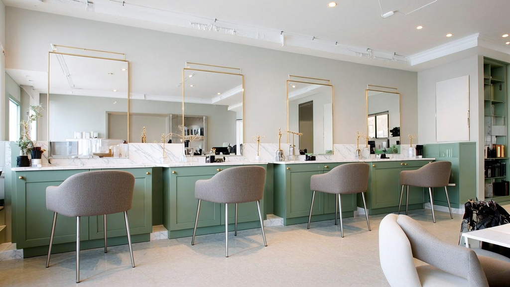 Lisa's Lashes & Salon