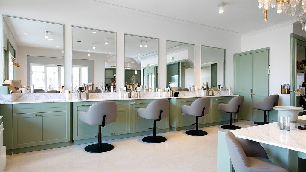 Marbella Salon