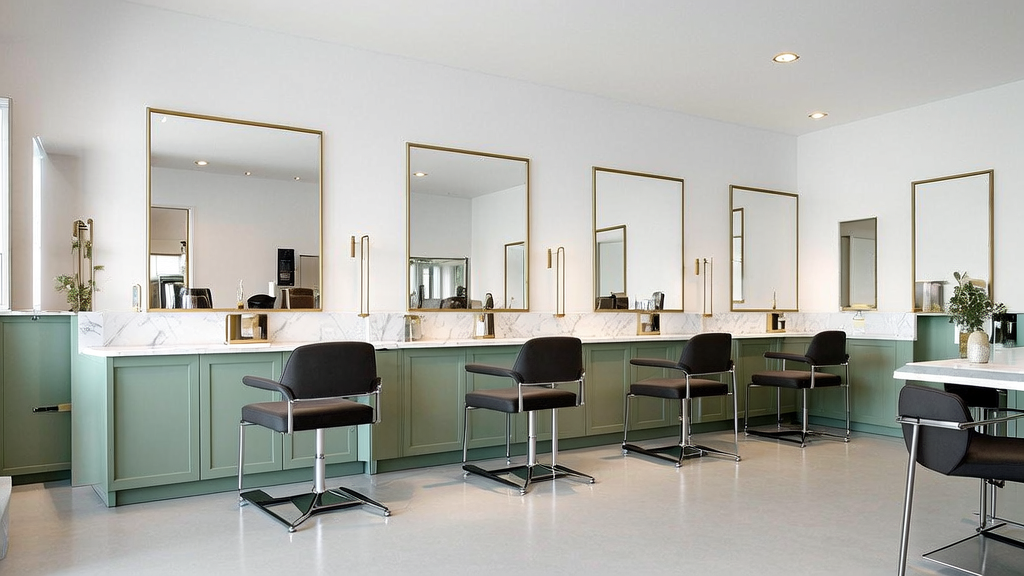 Hello Darling Blow Dry Bar, LLC