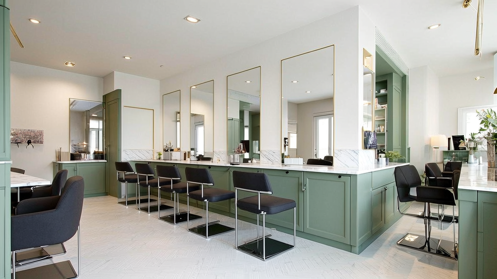 High Tech Hair Studio & Spa