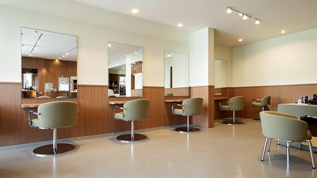 JOANIE LAMB HAIR SALON