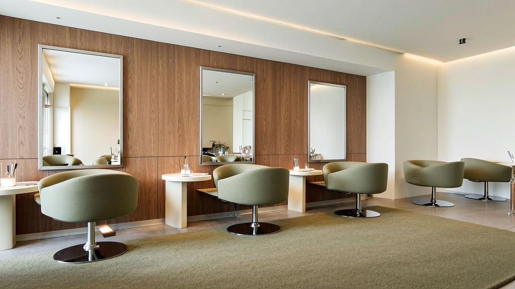 Henny's Beauty Room