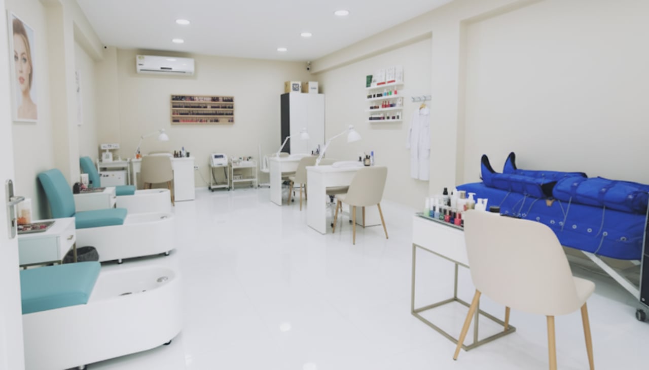 Mayza Güzellik Merkezi | Lazer Epilasyon | Hydrafacial | Microblading | Protez Tırnak | Manikür & Pedikür
