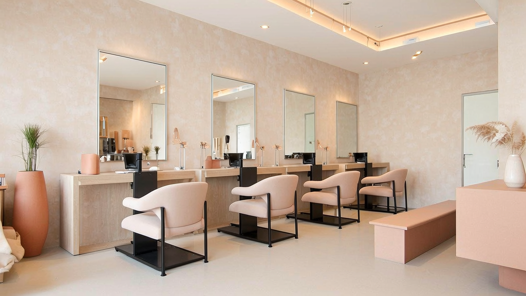 ''KÜBRA BEAUTY'' Kuaför ve Güzellik Salonu