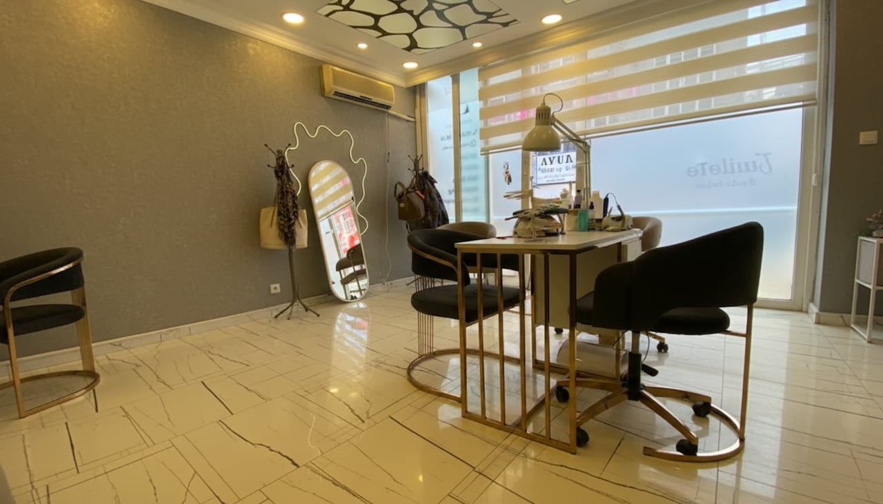 Juillet Beauty & Nail Studio