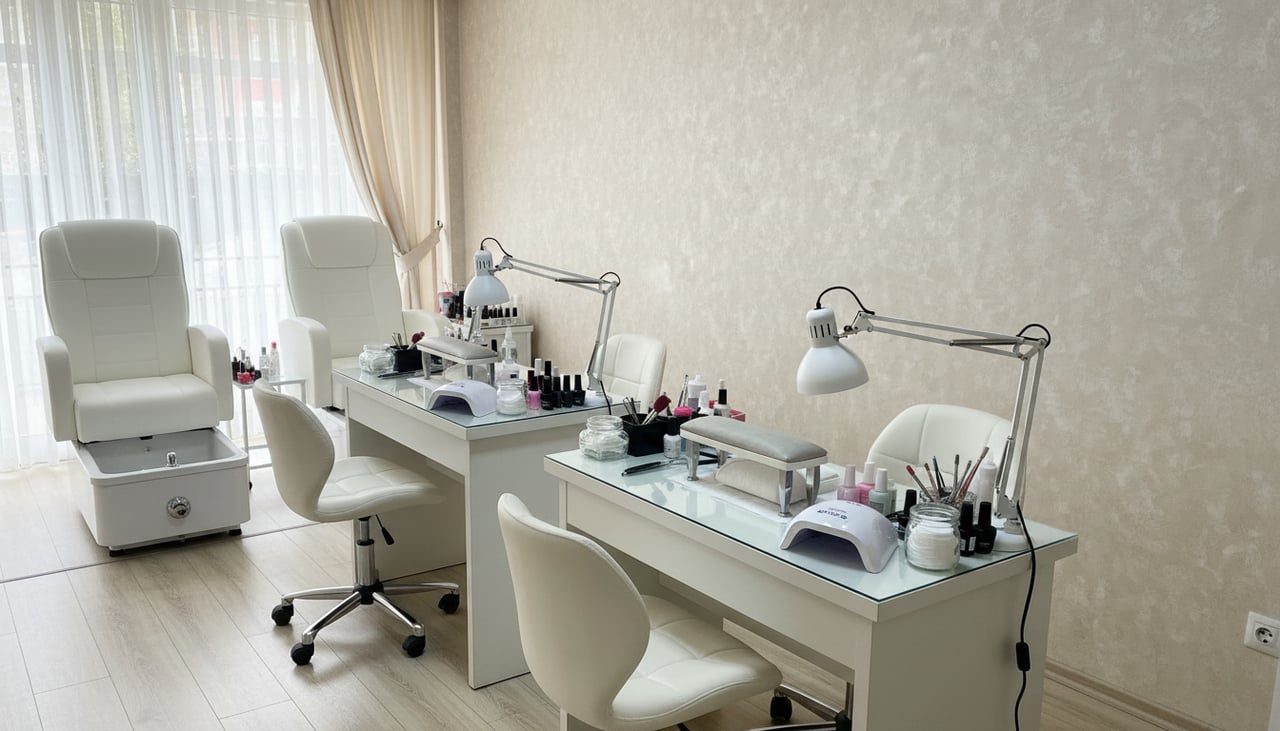 Esenyurt Protez Tırnak ( queen nail stüdyo )
