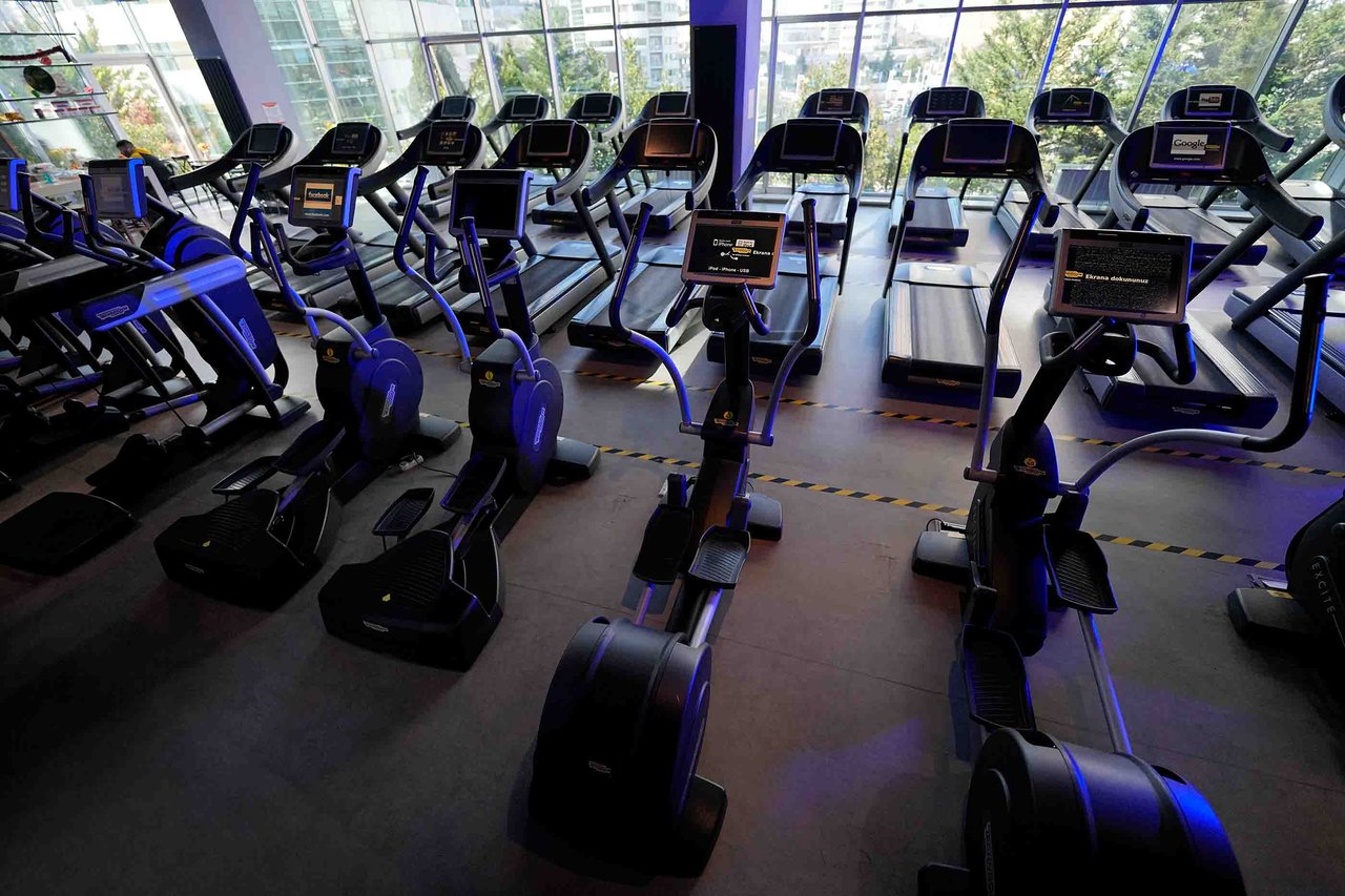 7 24 Fitness & Spa Club