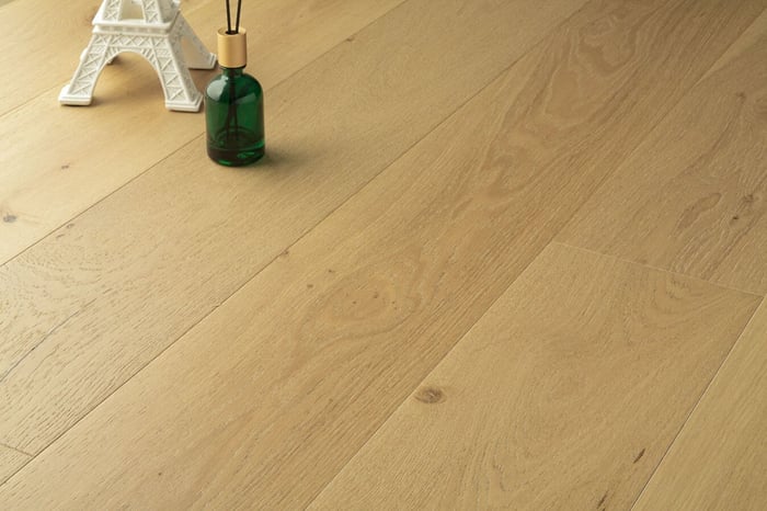 Grandeur Noble Oak Engineered Versailles