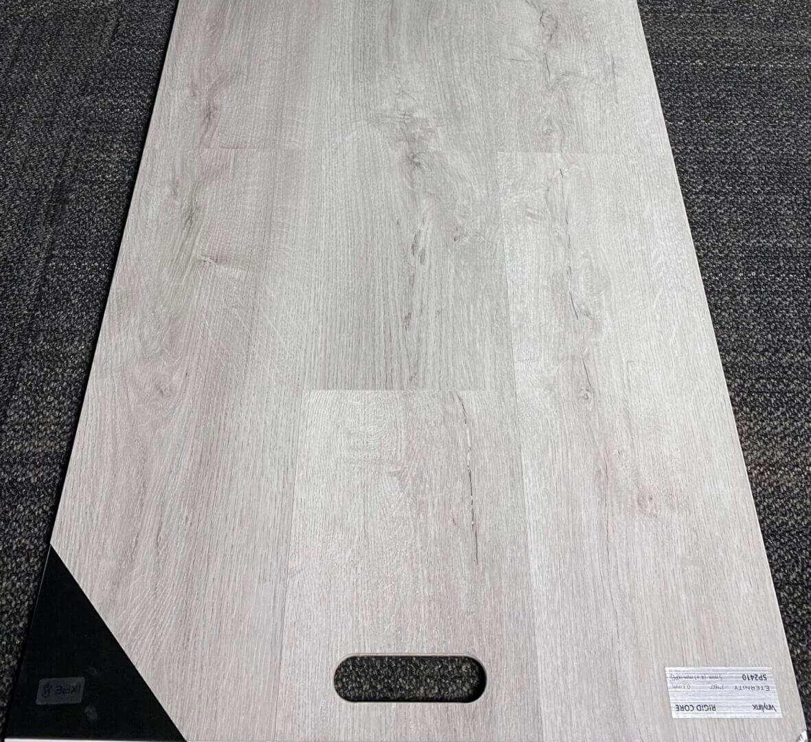 Vinylinx Eternity SP2410 5mm Vinyl Flooring Pad attached