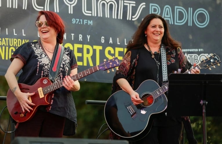 CAROLYN WONDERLAND & SHELLEY KING