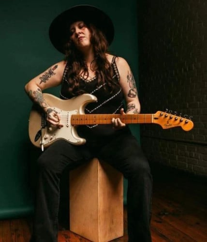 GINNY’S CHICKEN $#!+ BINGO! W/ LINDSAY BEAVER