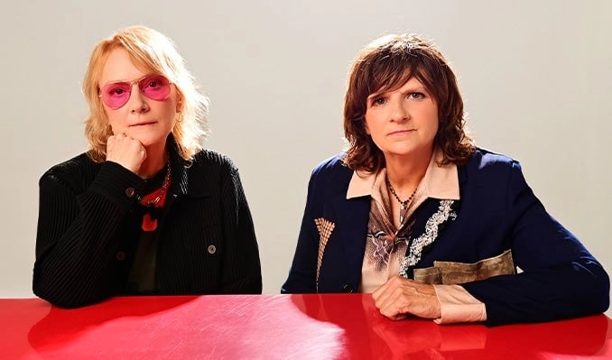 INDIGO GIRLS