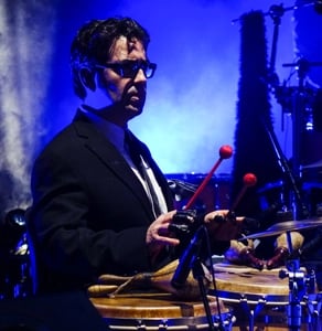 LATIN NIGHTS: REY ARTEAGA SON Y NO SON
