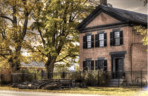Top Tips to Prepare Your Home for Fall Weather in Baltimore