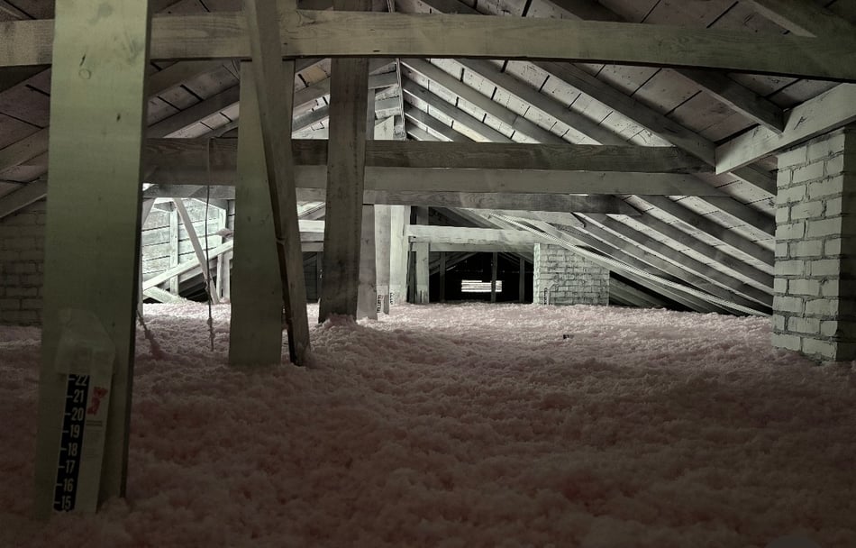 How much insulation does an older St. Elmo or North Chattanooga home need?