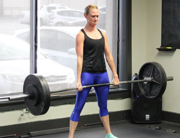 Kindal deadlifting in a womens strength and kettlebell competition