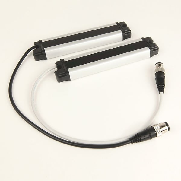 45AST-1JPB2-F4Allen-Bradley, 45AST-1JPB2-F4, PHOTOSWITCH Photoelectric Sensor, 45AST Area Array, Sensing Height 100mm (3.9in), 800mm Sensing Distance, Source (PNP), 4-pin DC Micro QD on 152mm (6in) pigtail