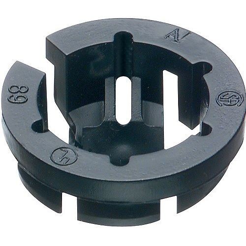 NM95Arlington Black Button™ NM95 Round Cable Connector, 3/4 in Trade, Plastic