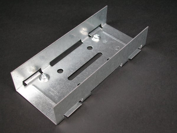Data-Spec SheetWiremold® G3001A 1-Channel Rigid Inside Coupling Fitting, For Use With 3000 Series Raceway, Steel, Electro-Galvanized