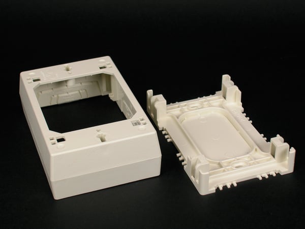 Data-Spec SheetWiremold® 2347 1-Gang Non-Metallic Straight Device Box, 4-3/4 in L x 3 in W x 1-3/8 in H, PVC, Ivory