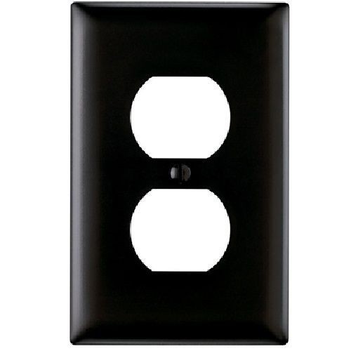 Pass & Seymour® TradeMaster® TP8-BK Standard Receptacle Wallplate, 1 Gang, 4.7 in, Thermoplastic, Black