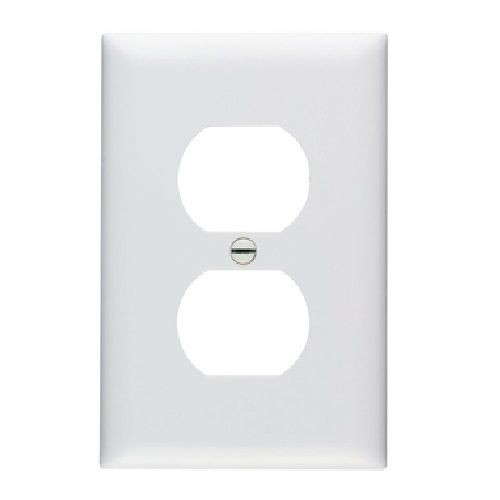 Pass & Seymour® TradeMaster® TP8-W Standard Receptacle Wallplate
