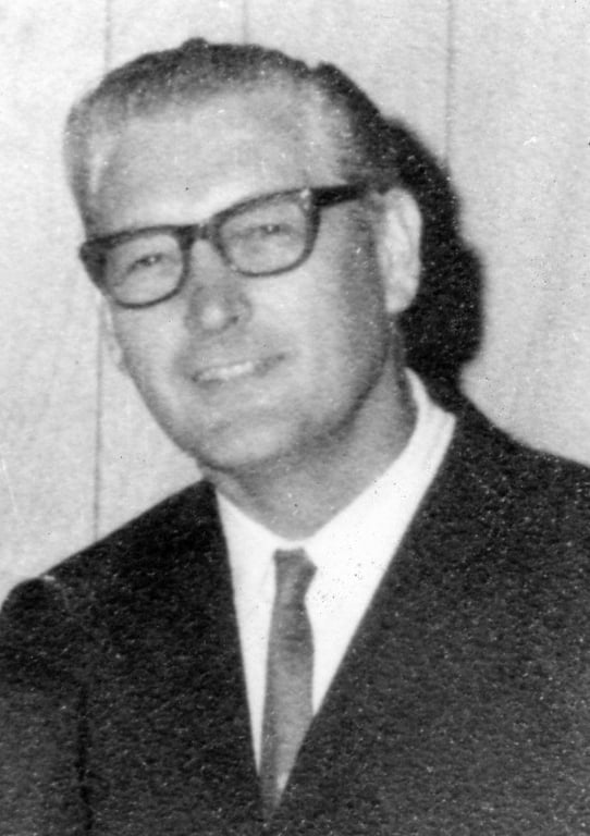 Photo of Dale Leslie  Behm