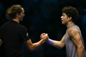 Alexander Zverev Ben Shelton hands
