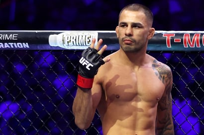 Alexandre Pantoja vs Joshua Van Tips & Prediction - Pantoja to defend on the mat at UFC 323