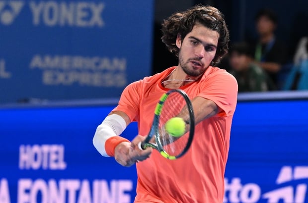 Carlos Alcaraz vs Matteo Arnaldi betting picks