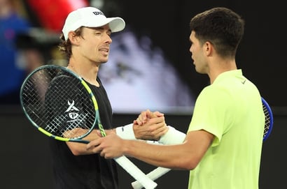 Carlos Alcaraz vs Alex de Minaur Tips, Prediction & Live Stream - Alcaraz to make first AO semi-final