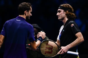 Daniil Medvedev Stefanos Tsitsipas hands