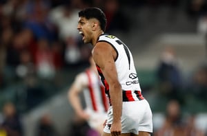 Essendon Bombers vs St Kilda Saints Tips - St Kilda too strong for battling Bombers