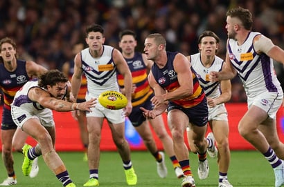 Fremantle Dockers vs Adelaide Crows Adelaide Oval