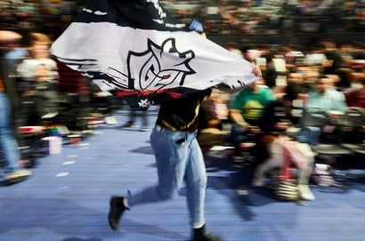 G2 Esports fans